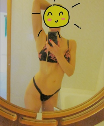 Мое тело - искусство, которое будет приносить тебе настоящее удовольствие 💋 Разнообразие моих услуг поразит твою воображение 😉 Стриптиз, эротический массаж, ролевые игры - выбирай свою фантазию и я воплотлю ее в жизнь 💃🔥 Возможности, которые ты получишь со мной, не имеют границ! 🔥🔥 Попробуй меня один раз, и ты поймешь, что я - идеальная индивидуалка, сочетающая в себе опыт и нежность 😍 Обратись ко мне, я жду и угоститься можно у меня в Москве 🌃 Буду рада увидеть тебя на фото, чтобы показать тебе, насколько я сексуальна и соблазнительна! 📸💄💋 Елена